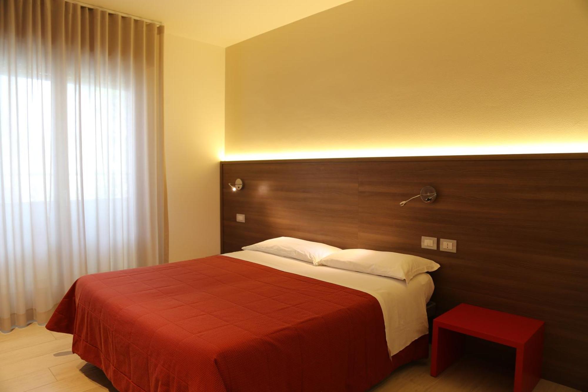 Villaggio Mare Blu 비비오네 외부 사진